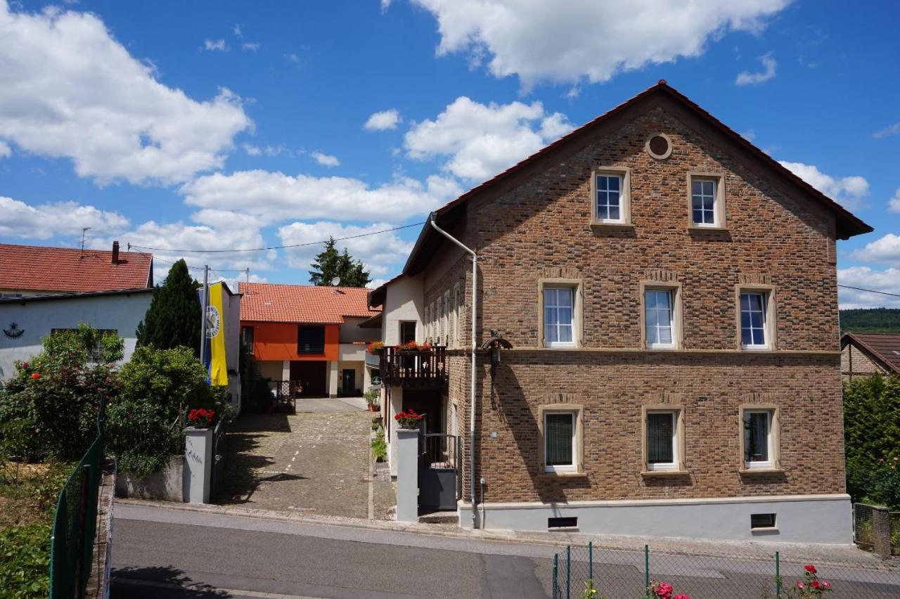 Gaestehaus Zum Goldberg Dorsheim Exterior photo